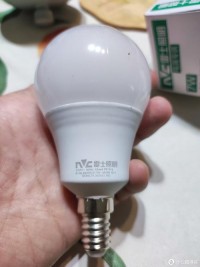 省电又环保：节能灯与LED灯哪个更值得买？